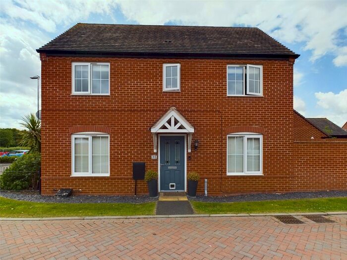 3 Bedroom Detached House For Sale In Minerva Crescent, Kempsey, Worcester, Worcestershire, WR5