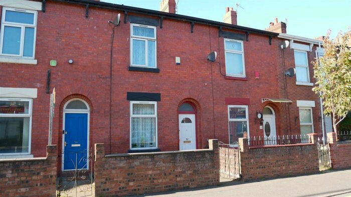 2 Bedroom Terraced House To Rent In Reddish Lane, Manchester, M18