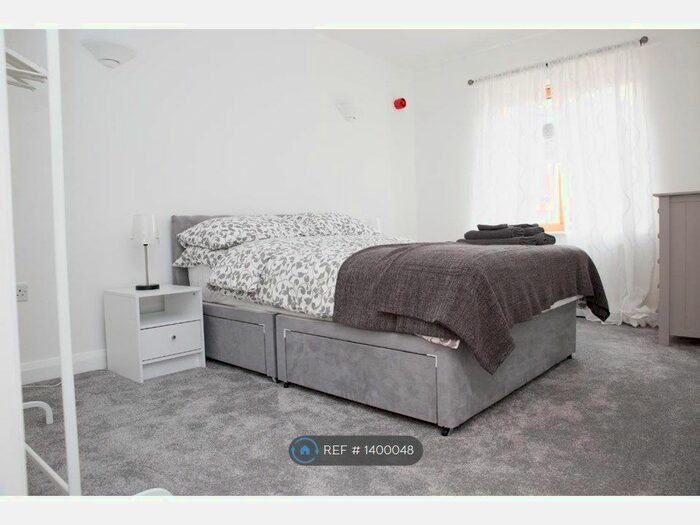 2 Bedroom Flat To Rent In City Heights, Loughborough, LE11