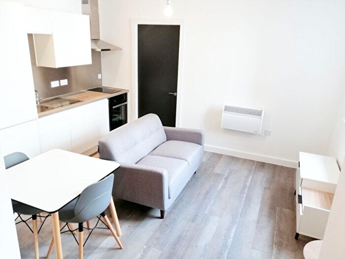 1 Bedroom Flat To Rent In Apartment ., - Talbot Road, Old Trafford, Manchester, M16
