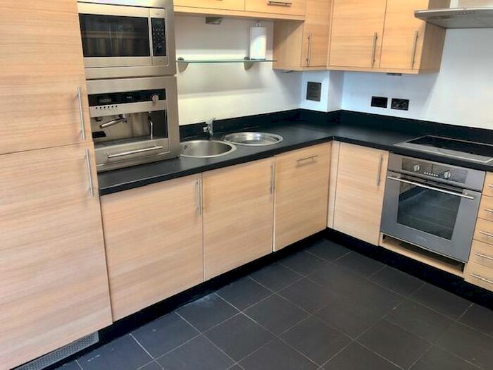 2 Bedroom Flat To Rent In The Old School, Stafford, ST17