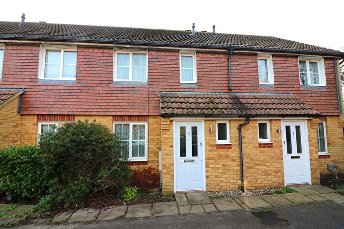 2 Bedroom Terraced House For Sale In Russet Close, Ash, CT3