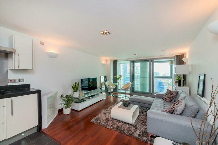 1 Bedroom Apartment To Rent In Altura Tower, Battersea, SW11