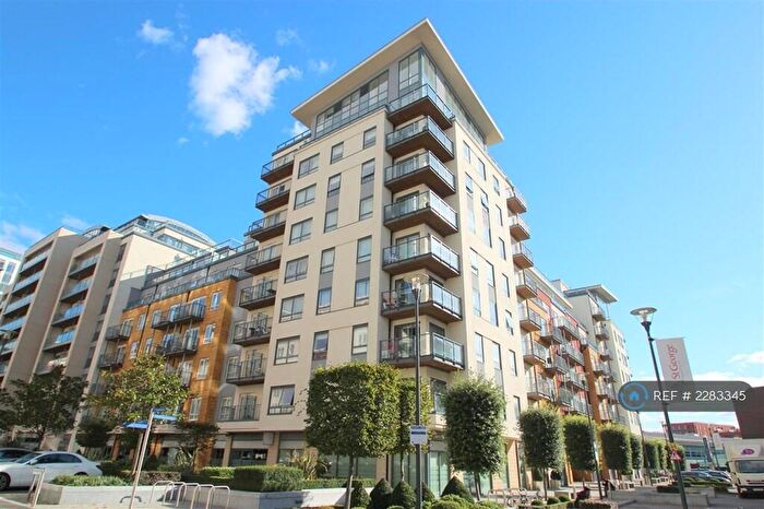2 Bedroom Flat To Rent In Croft House, London, NW9