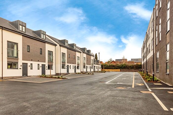 3 Bedroom Town House For Sale In Tulip Street, Beeston, Nottingham, NG9