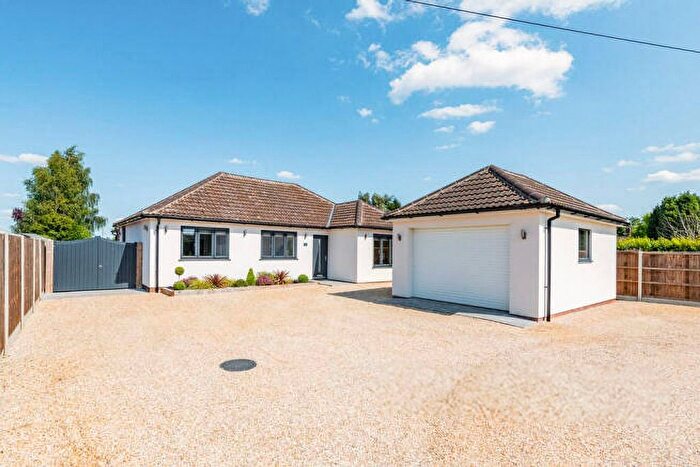 4 Bedroom Bungalow For Sale In Mill Road, Blofield, NR13