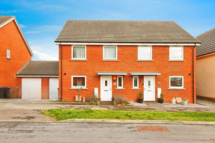 4 Bedroom Semi Detached House For Sale In Bazalgette Lane, Longhedge, Salisbury, SP4