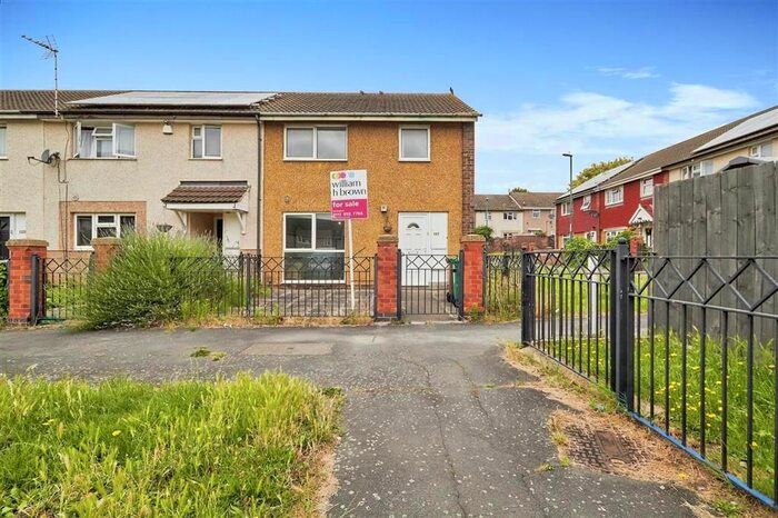 3 Bedroom Property To Rent In Abbotsford Drive, Nottingham, NG3