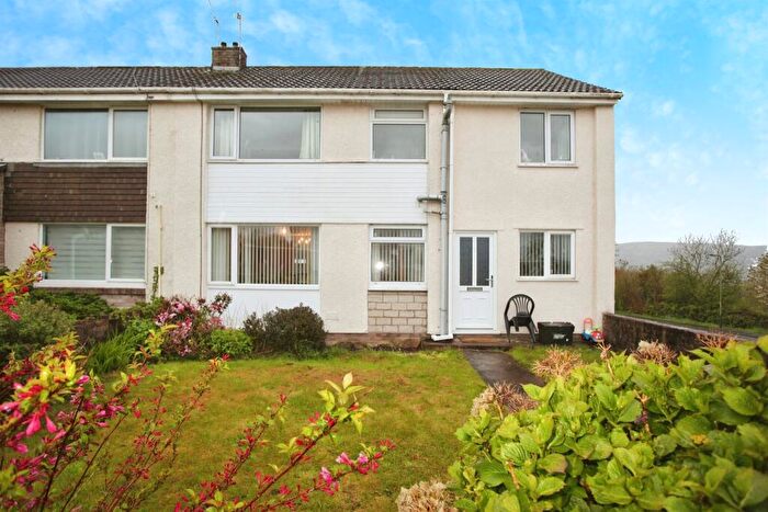 5 Bedroom Semi-Detached House For Sale In St. James Close, Maesycwmmer, Hengoed, CF82