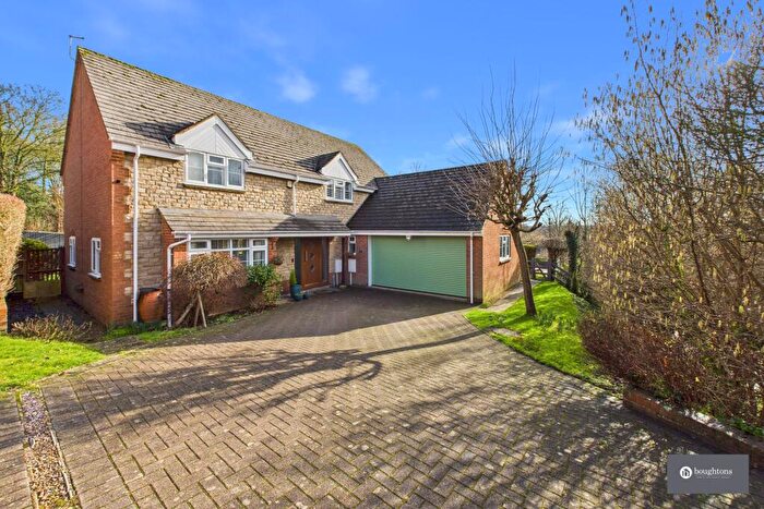 4 Bedroom Detached House For Sale In Western Avenue, Buckingham, MK18
