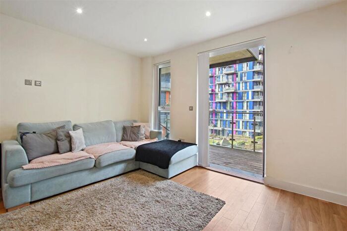 2 Bedroom Apartment For Sale In Marsworth House, Wembley, HA0
