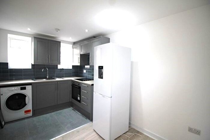1 Bedroom Flat To Rent In Shenley Road, Borehamwood, WD6