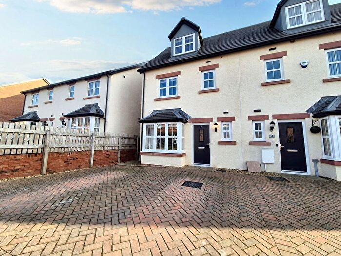 4 Bedroom End Of Terrace House For Sale In Elmer Place, Carlisle, CA3