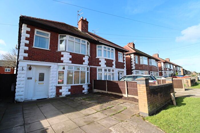 3 Bedroom Semi-Detached House For Sale In Bridle Road, Eastham, CH62