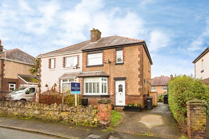3 Bedroom Semi-Detached House For Sale In Berwyn Avenue, Penyffordd, Flintshire, CH4