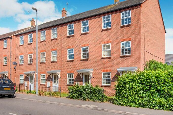 4 Bedroom Terraced House To Rent In Albert Road, Retford, Notts, DN22