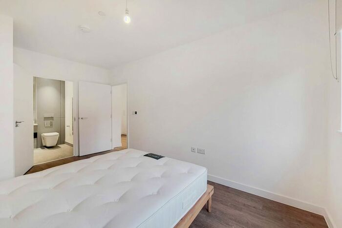 1 Bedroom Flat To Rent In Equipment Works, Walthamstow, London, E17