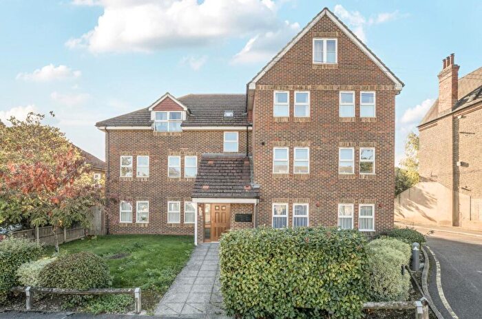 1 Bedroom Flat For Sale In Warminster Road, London, SE25
