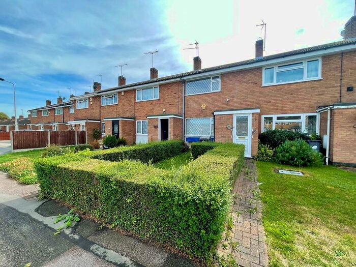 3 Bedroom Terraced House For Sale In Huntsmans Way, Rushey Mead