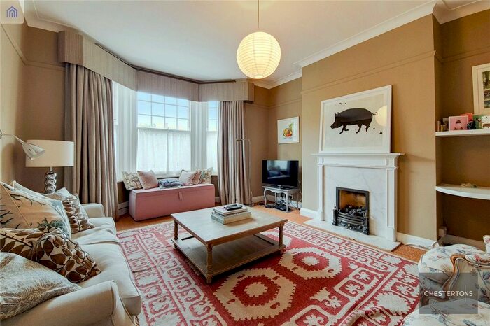 2 Bedroom Flat To Rent In Sutton Court, Fauconberg Road, London, W4