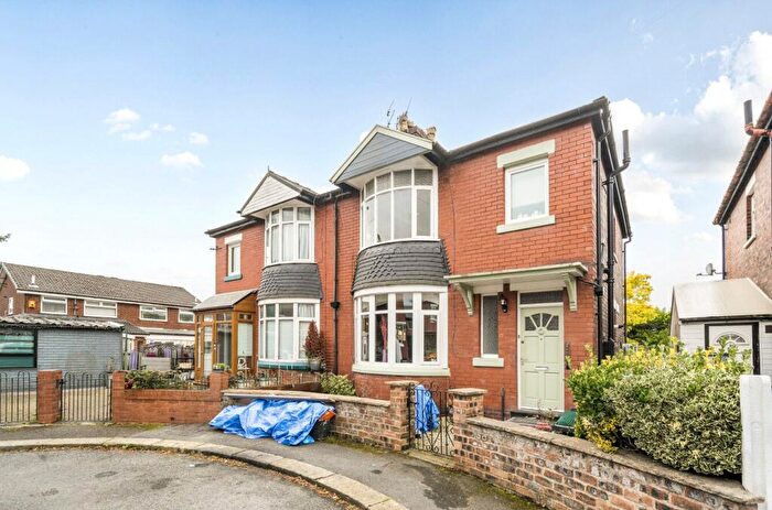 3 Bedroom Semi-Detached House For Sale In Hillcrest Drive, Manchester, Greater Manchester, M19