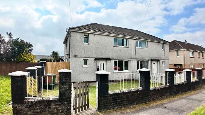 3 Bedroom Semi-Detached House For Sale In Haman Place, Gelligaer, CF82