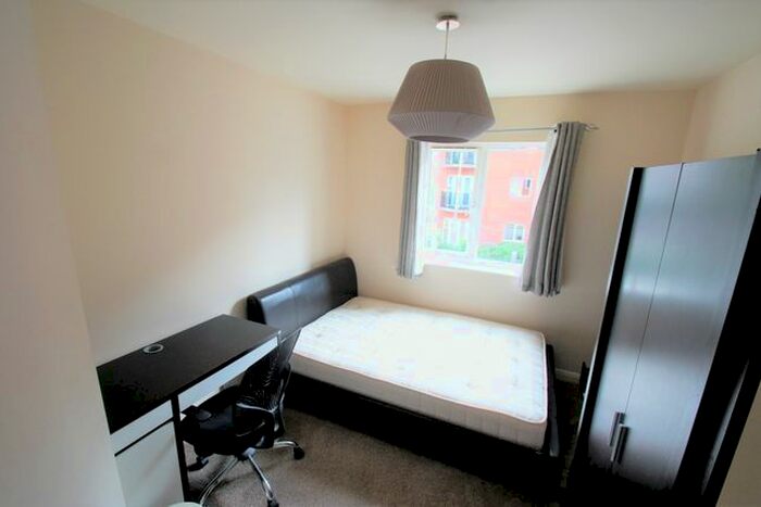 2 Bedroom Flat To Rent In Hever Hall, Coventry, CV1