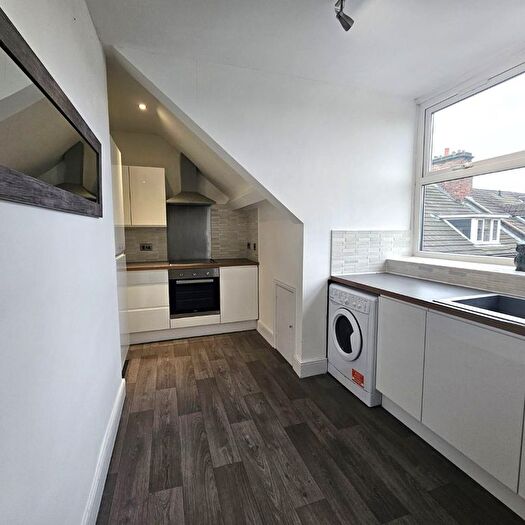 2 Bedroom Flat To Rent In Beverley Terrace, Cullercoats, NE30