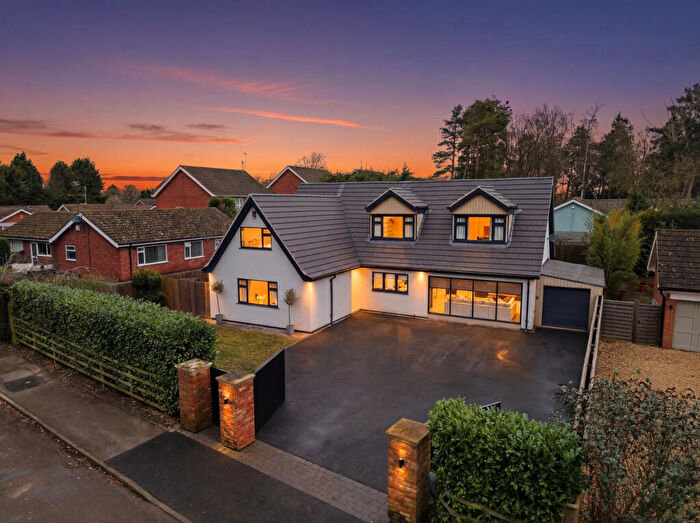 4 Bedroom Detached House For Sale In The Spinney, Elston, NG23