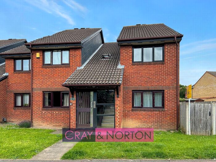 1 Bedroom Flat To Rent In Anthony Road, South Norwood, SE25