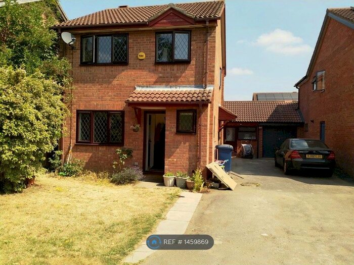 3 Bedroom Detached House To Rent In The Oaks, Milton, Cambridge, CB24