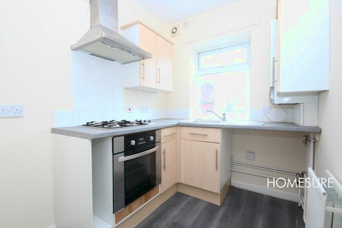 2 Bedroom Flat To Rent In Penkett Road, Wallasey, CH45