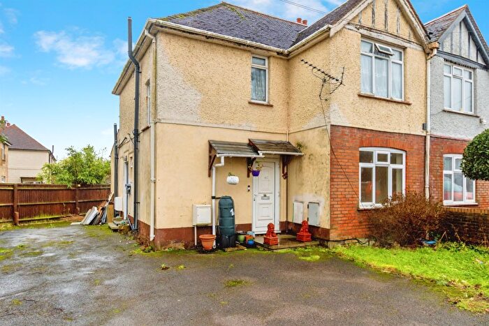 1 Bedroom Maisonette For Sale In Spring Close, Southampton, SO19