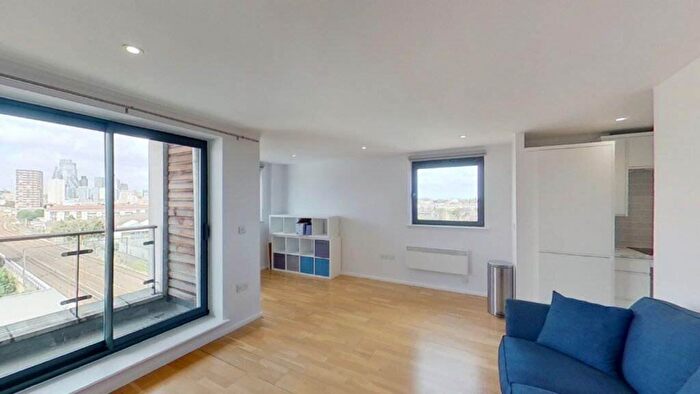 1 Bedroom Flat To Rent In Devenport Street, Shadwell, London, E1