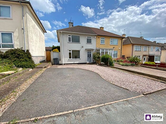 3 Bedroom House For Sale In Briarfield Drive, Leicester, LE5