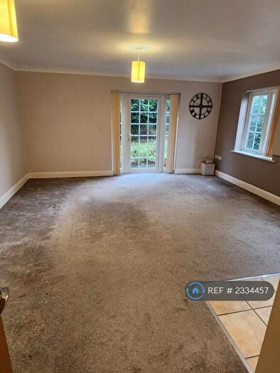 2 Bedroom Flat To Rent In Champlain Reach, Newbury, RG14