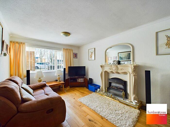 3 Bedroom Terraced House For Sale In Highfield Lane, Quinton, B32