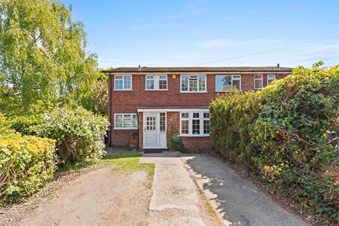 3 Bedroom Semi Detached House For Sale In Chapel Road, Flackwell Heath, Buckinghamshire, HP10