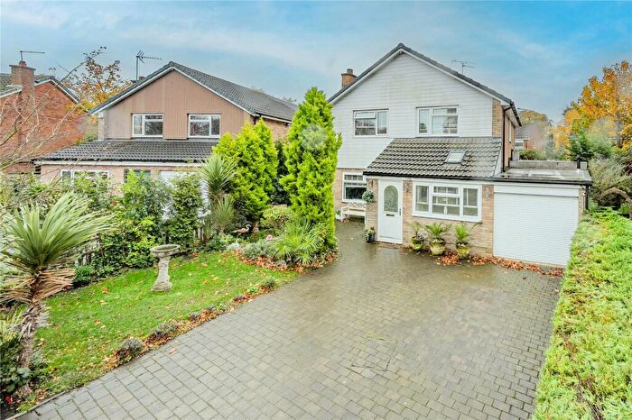 5 Bedroom Detached House For Sale In Plantation Gardens, Leeds, West Yorkshire, LS17