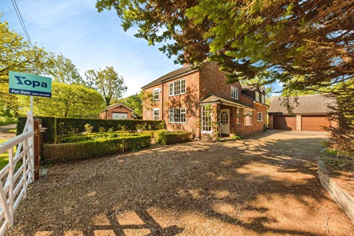 3 Bedroom Semi Detached House For Sale In Cinder Lane, Nantwich, CW5