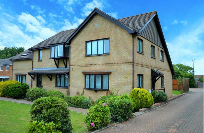 1 Bedroom Flat To Rent In Ulster Crescent, Newport PO30