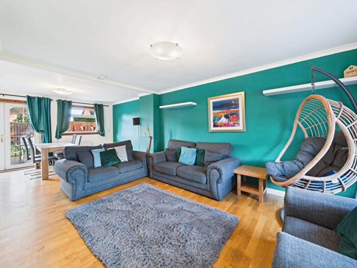 4 Bedroom Semi-Detached House For Sale In Ormiston Drive, East Calder, EH53