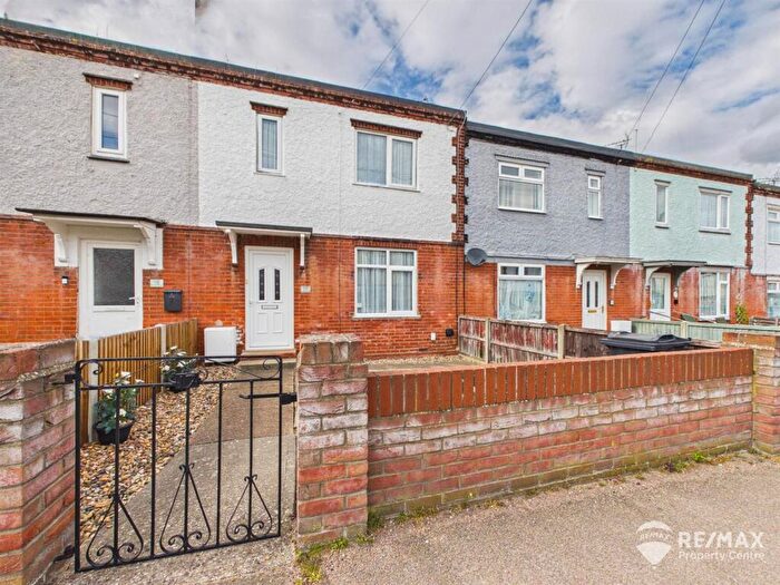 2 Bedroom Terraced House For Sale In Grafton Road, Harwich, CO12