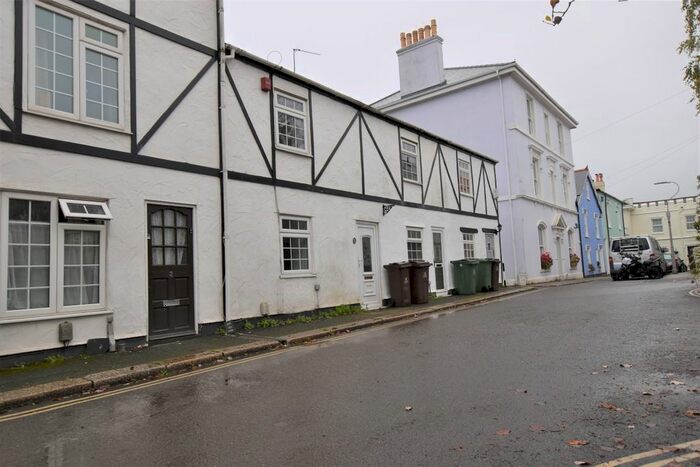 1 Bedroom Terraced House To Rent In Skardon Place, Plymouth, PL4