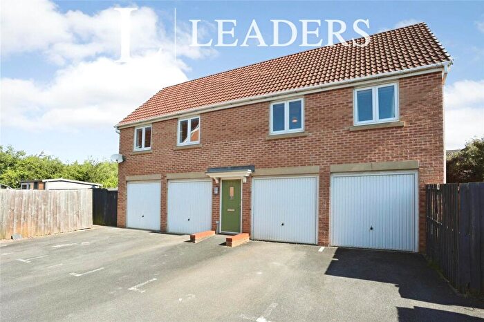 2 Bedroom Detached House For Sale In Becketts Close, Grantham, Lincolnshire, NG31