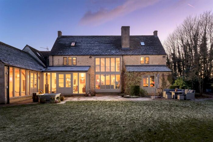7 Bedroom Detached House For Sale In Fields Road, Chedworth, Cheltenham, GL54