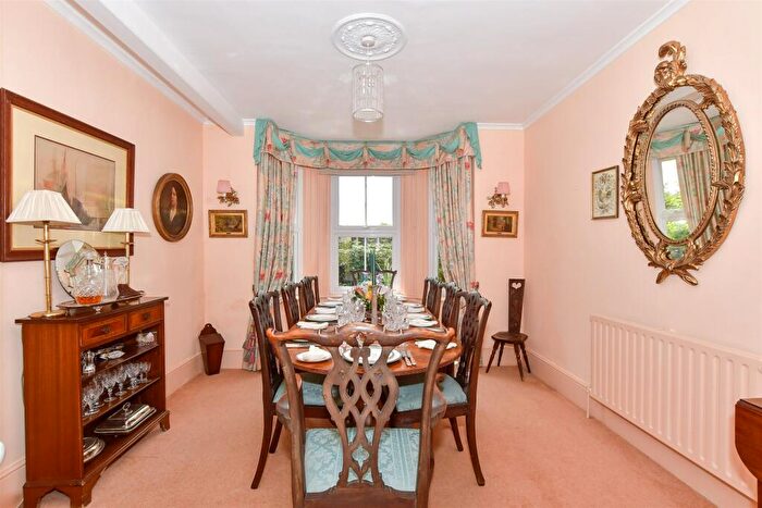 5 Bedroom Detached House For Sale In Collards Lane, Elham, Canterbury, Kent, CT4