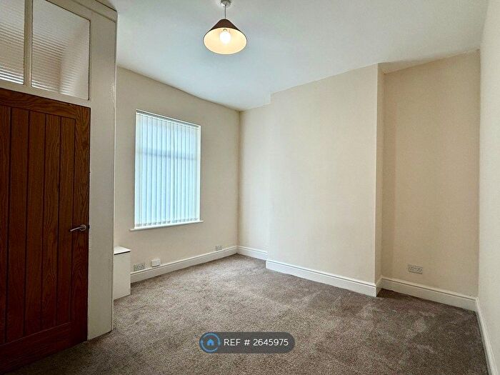 2 Bedroom Terraced House To Rent In Hope Street, Dukinfield, SK16