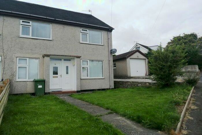3 Bedroom Semi-Detached House To Rent In Lon Y Bryn, Menai Bridge, LL59