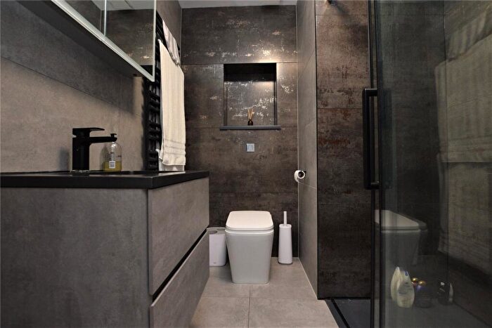 4 Bedroom Town House To Rent In Castle Lodge Gardens, Rothwell, Leeds, LS26